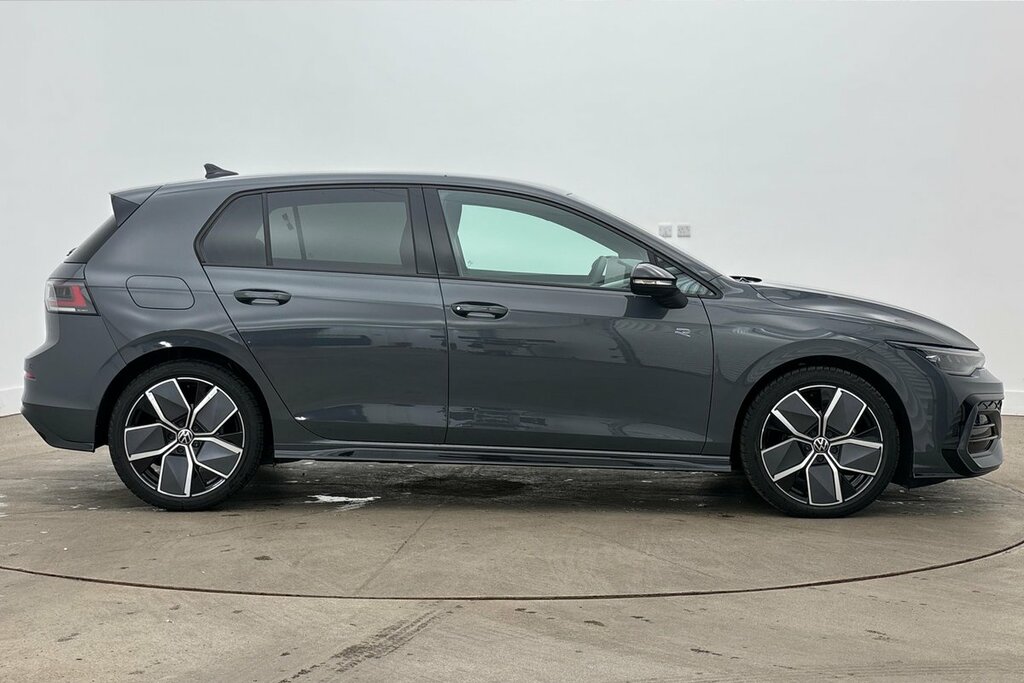 Volkswagen Golf Hatch Black Edition 2.0 Tdi 150 Ps 7-Speed Dsg 5 D Grey #4