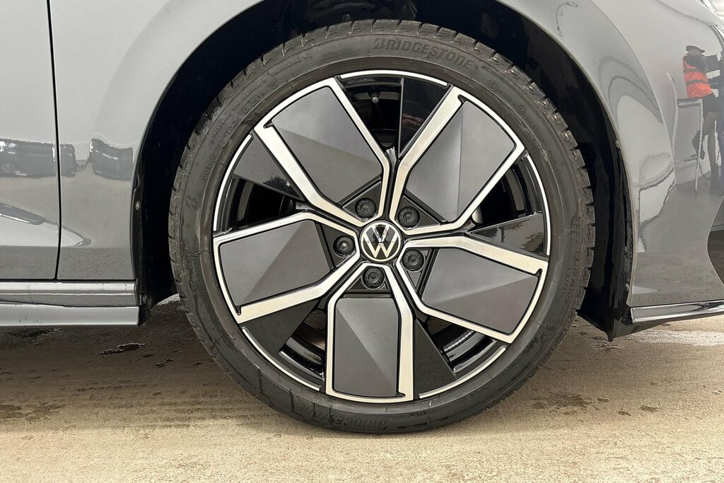 Volkswagen Golf Hatch Black Edition 2.0 Tdi 150 Ps 7-Speed Dsg 5 D Grey #5
