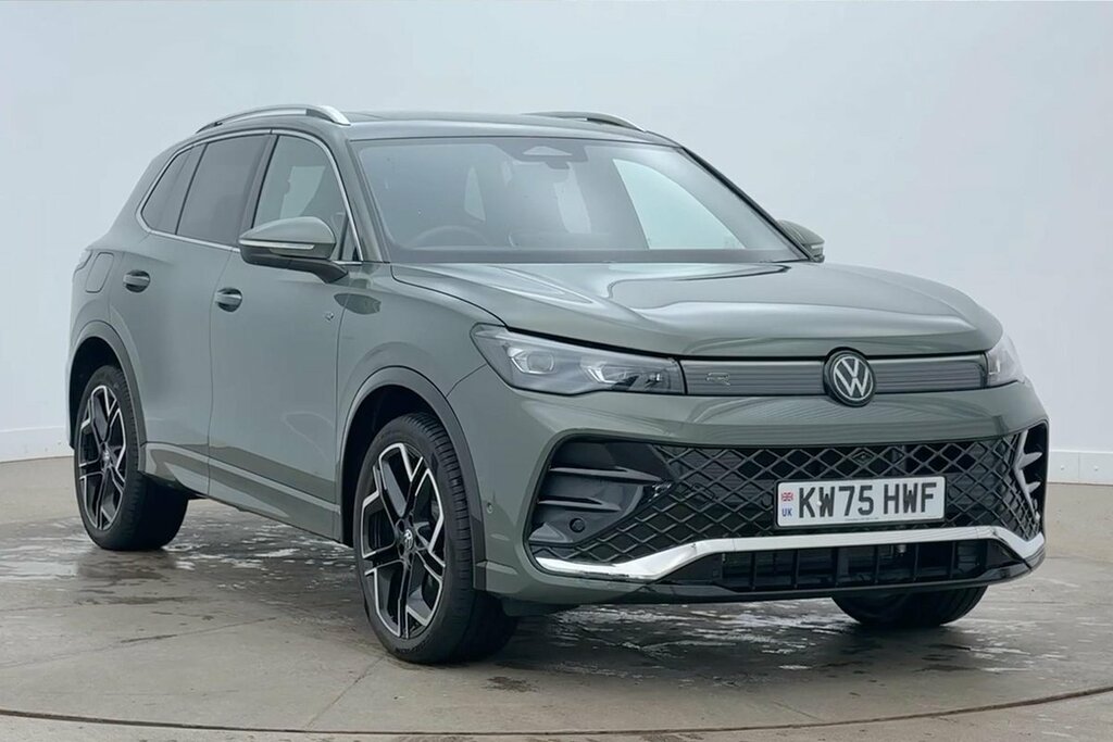 Volkswagen Tiguan R-line 1.5 Tsi Ehybrid 272 Ps 6-Speed Dsg Green
