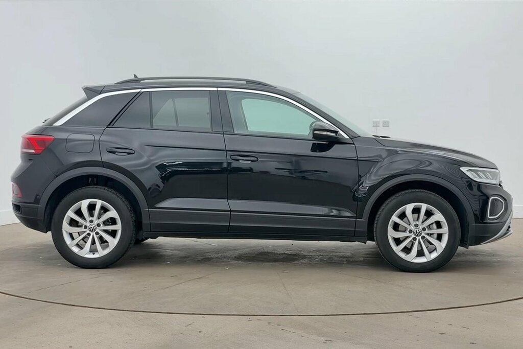 Volkswagen T-Roc Match 1.5 Tsi 150Ps 7-Speed Dsg Black #4