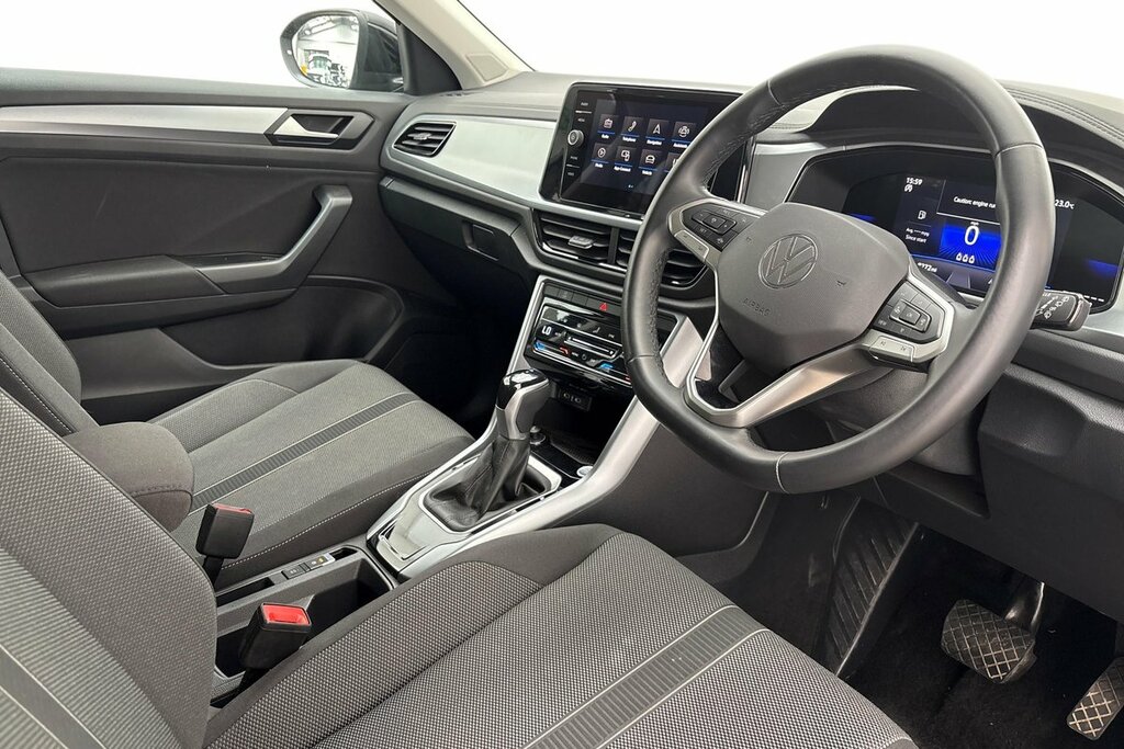 Volkswagen T-Roc Match 1.5 Tsi 150Ps 7-Speed Dsg Black #6