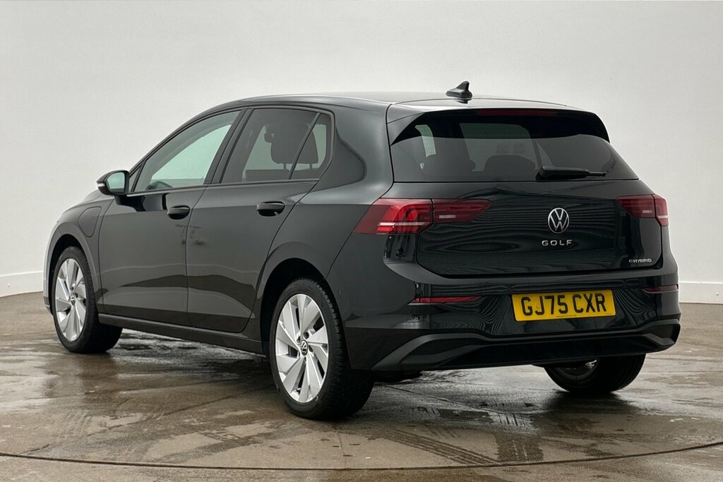 Volkswagen Golf Hatch Match 1.5 Tsi Ehybrid 204Ps 6-Speed Dsg 5 Do GJ75CXR Black #3