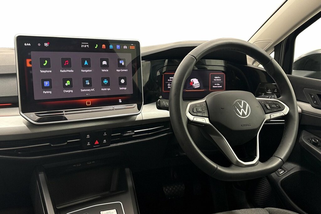 Volkswagen Golf Hatch Match 1.5 Tsi Ehybrid 204Ps 6-Speed Dsg 5 Do GK75CAU Black #2