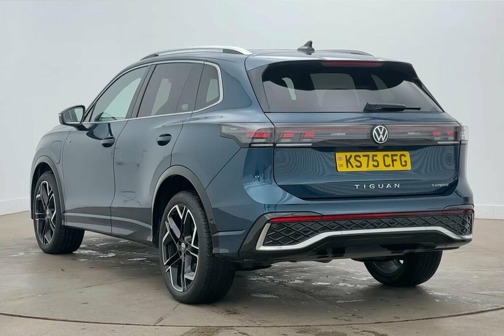 Volkswagen Tiguan R-line 1.5 Tsi Ehybrid 272 Ps 6-Speed Dsg Blue #3
