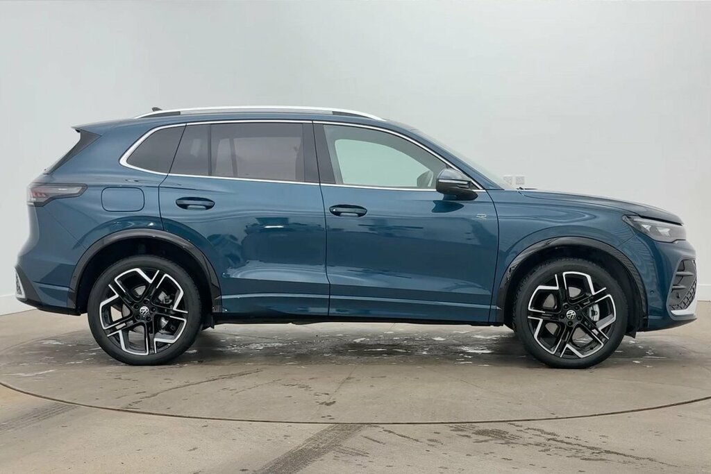 Volkswagen Tiguan R-line 1.5 Tsi Ehybrid 272 Ps 6-Speed Dsg Blue #4