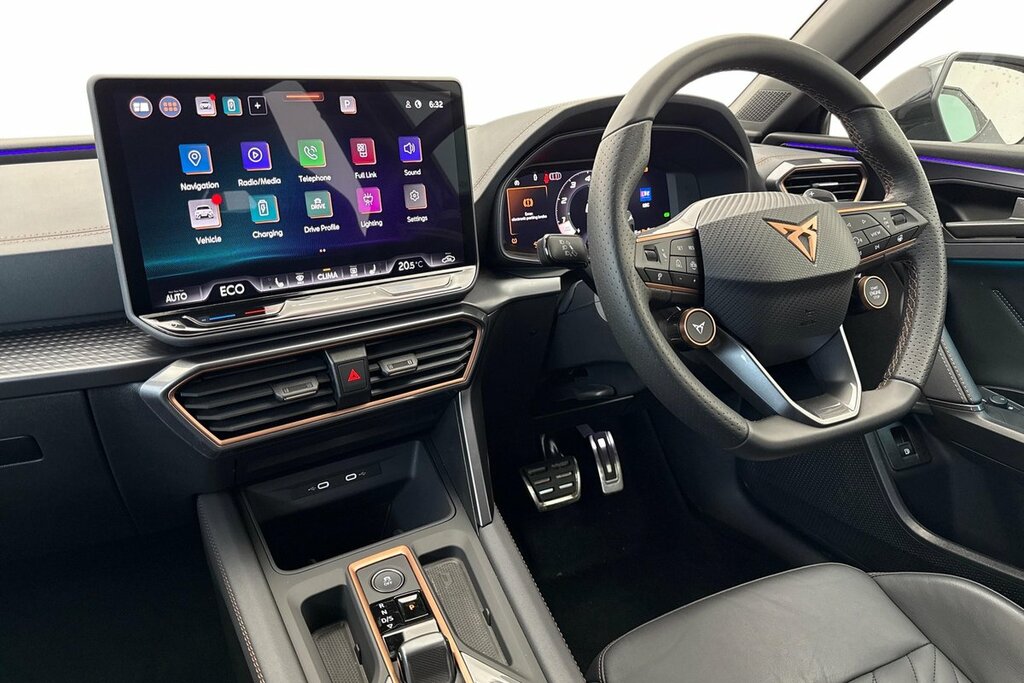 Cupra Leon Hatch Shadow Edition 1.5 E-hybrid 204 6-S Grey #2