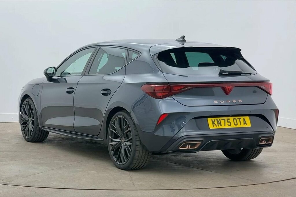 Cupra Leon Hatch Shadow Edition 1.5 E-hybrid 204 6-S Grey #3