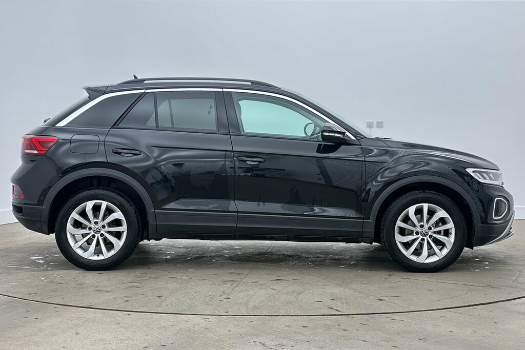 Volkswagen T-Roc Match 1.5 Tsi 150Ps 6-Speed Black #4