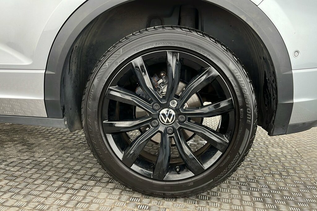 Volkswagen T-Roc R-line 1.5 Tsi 150Ps 7-Speed Dsg Silver #5