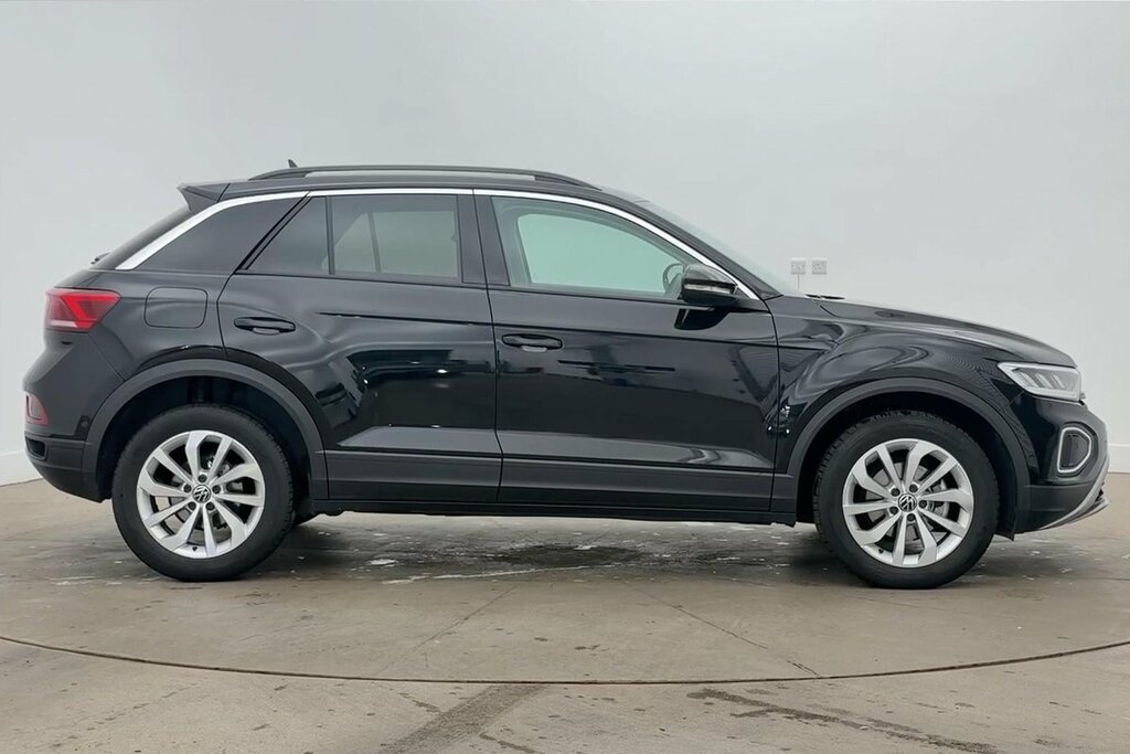 Volkswagen T-Roc Match 1.5 Tsi 150Ps 6-Speed Black #4