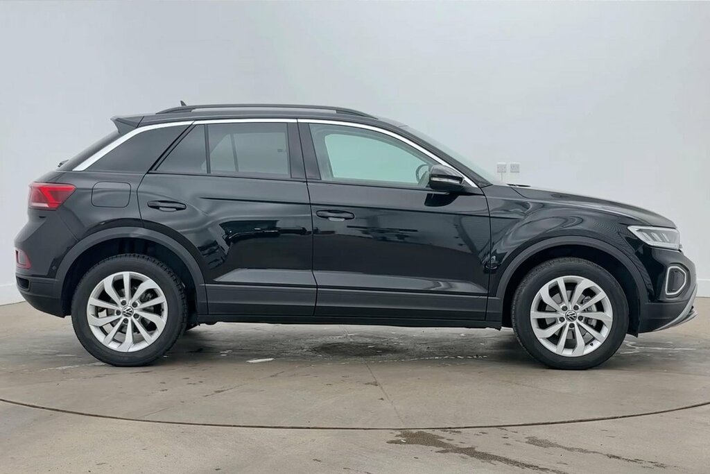 Volkswagen T-Roc Match 1.5 Tsi 150Ps 7-Speed Dsg Black #4