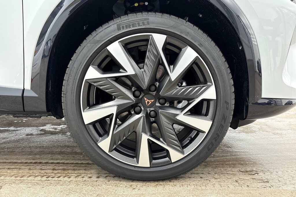 Cupra Formentor V2 1.5 Etsi 150 7-Speed White #5