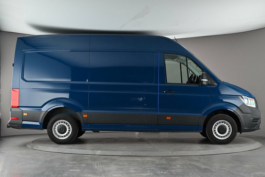 Volkswagen Crafter Cr30 Panel Van Commerce Mwb 140 Ps 2.0 Tdi 6Sp Man Blue #4