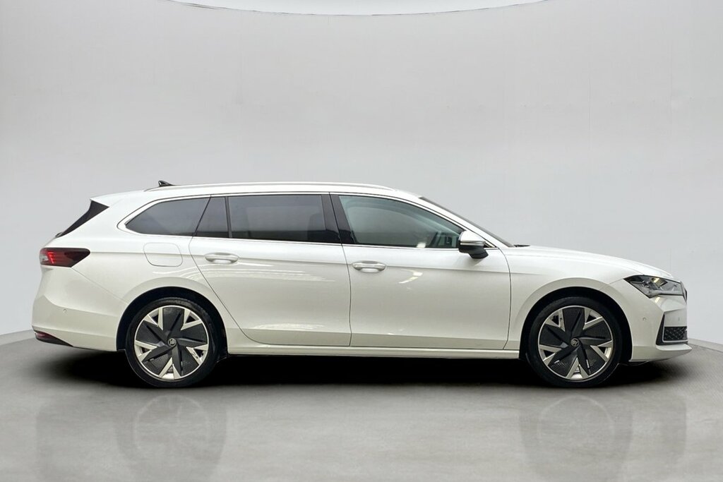Skoda Superb Se L 1.5 Tsi E-tec 150 Ps Dsg White #5