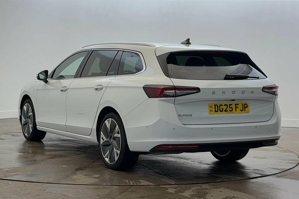 Skoda Superb Se L 1.5 Tsi E-tec 150 Ps Dsg Silver #36