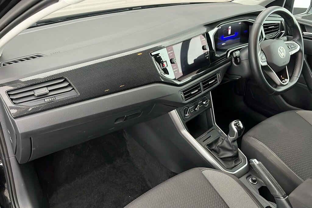 Volkswagen Polo Match 1.0 Tsi 95Ps 5-Speed Black #2