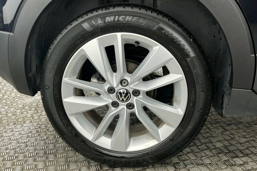 Volkswagen T-Cross Se 1.0 Tsi 110Ps 7-Speed Dsg Black #5