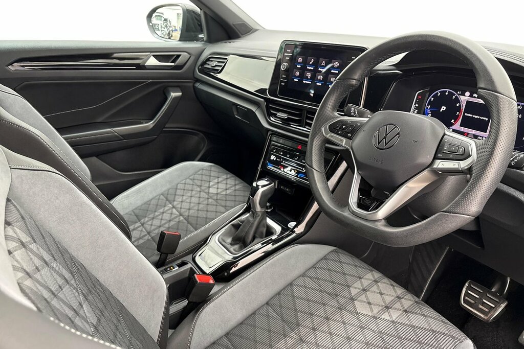 Volkswagen T-Roc Black Edition Plus 1.5 Tsi 150Ps 7-Speed Dsg Black #6