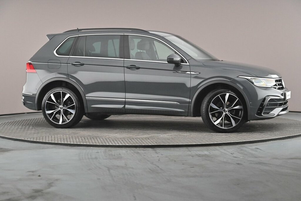 Volkswagen Tiguan R-line 1.5 Tsi 150Ps 7-Speed Dsg Grey #4