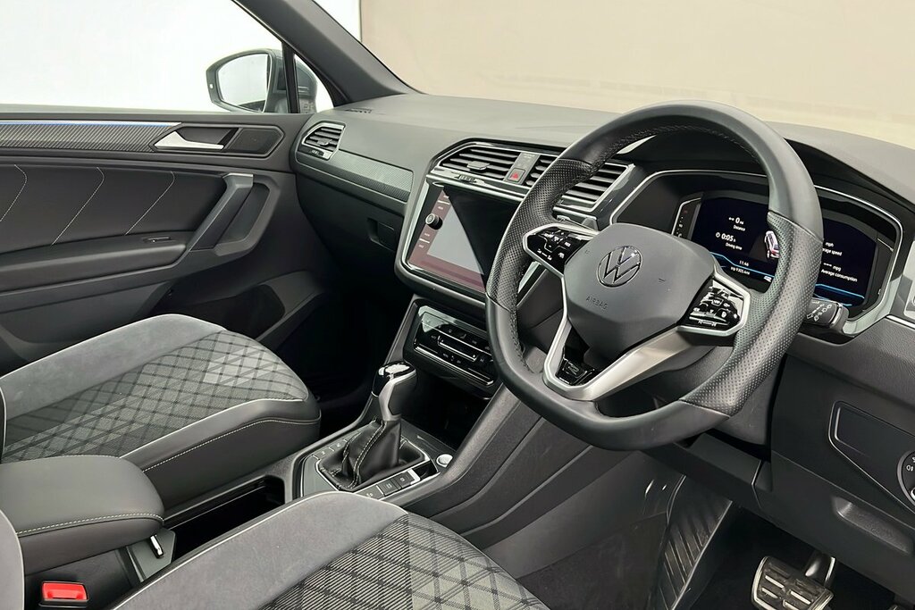 Volkswagen Tiguan R-line 1.5 Tsi 150Ps 7-Speed Dsg Grey #6