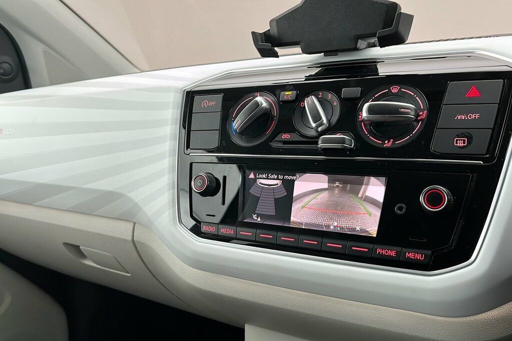 Volkswagen Up Gti White #17