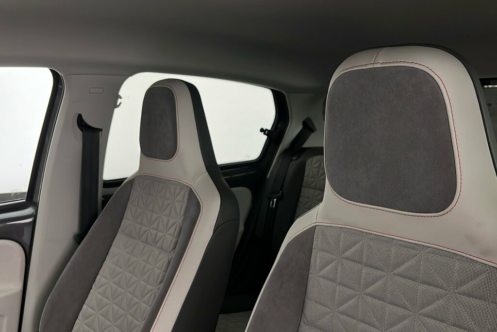 Volkswagen Up Gti White #24
