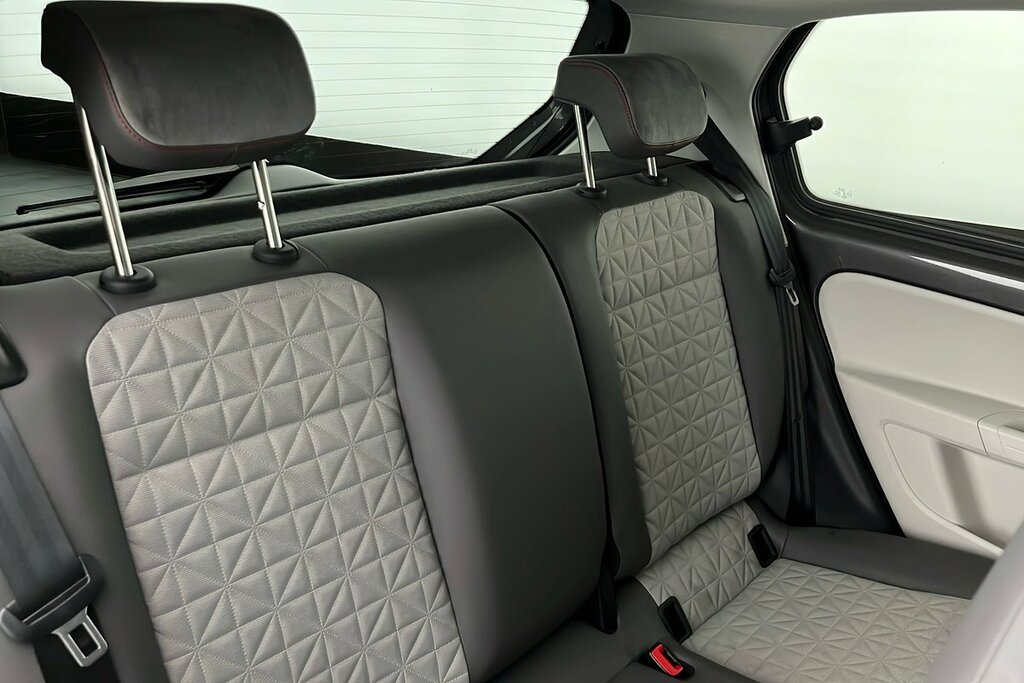 Volkswagen Up Gti White #10