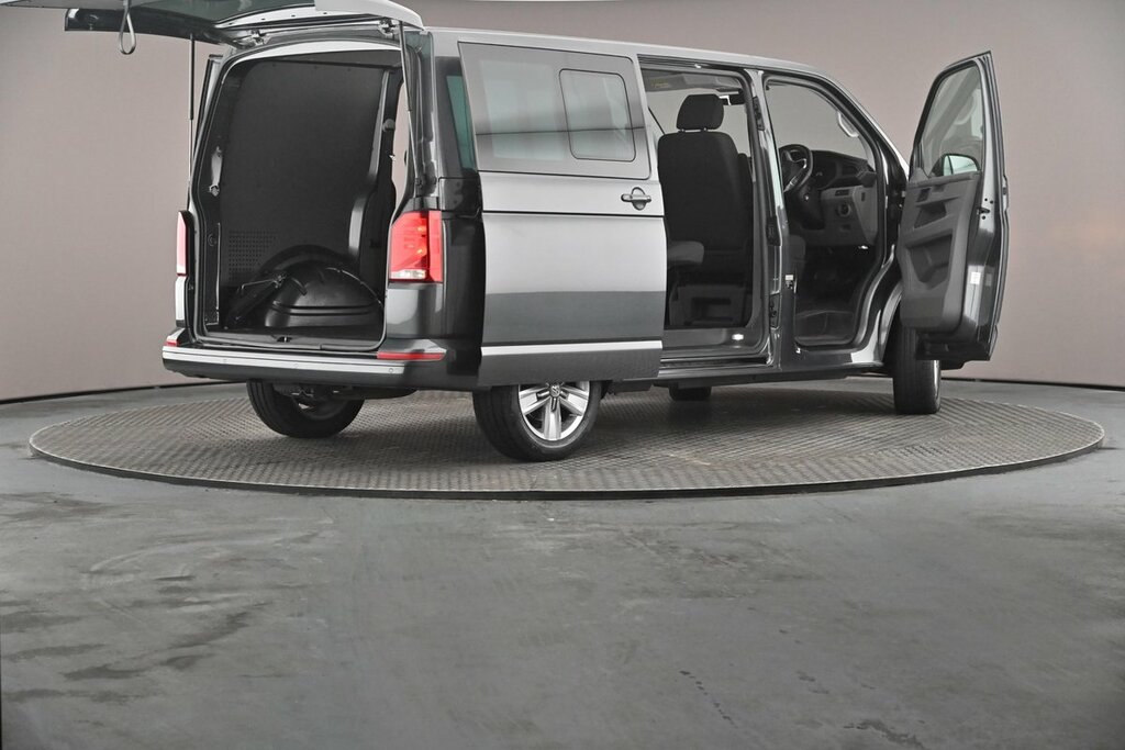 Volkswagen Transporter 2L Startline White #43