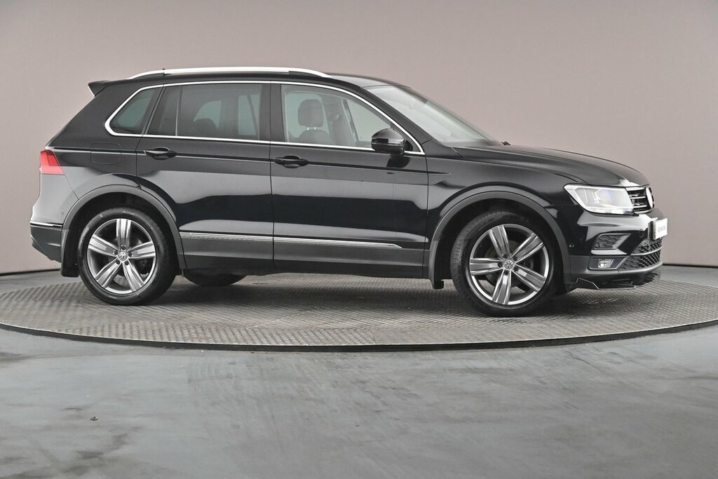 Volkswagen Tiguan Swb Match 1.5 Tsi Evo 150Ps 7-Speed Dsg Black #4