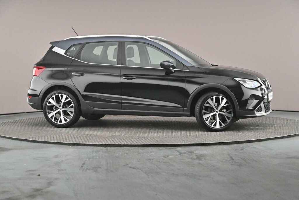 Seat Arona Xperience Lux 1.0 Tsi 110 6-Speed Black #4
