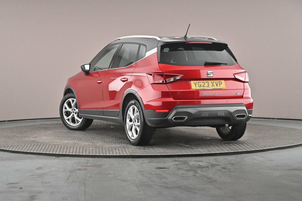 Seat Arona Fr 1.0 Tsi 110 6-Speed Red #3