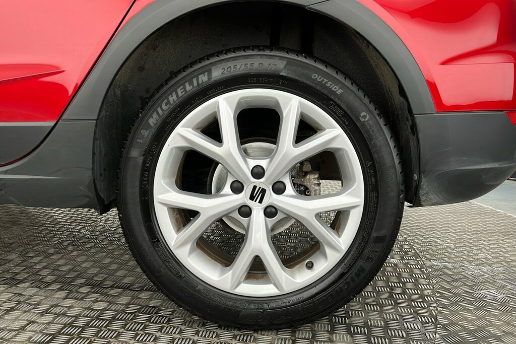 Seat Arona Fr 1.0 Tsi 110 6-Speed Red #5