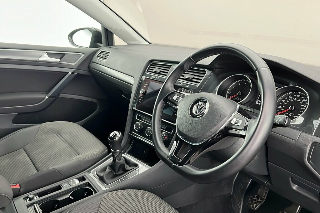 Volkswagen Golf Match 1.5 Tsi Evo 130Ps 6-Speed Black #6