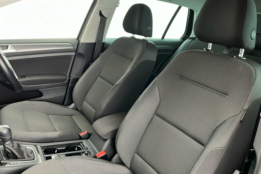 Volkswagen Golf 1.5 Tsi Evo Match Silver #24