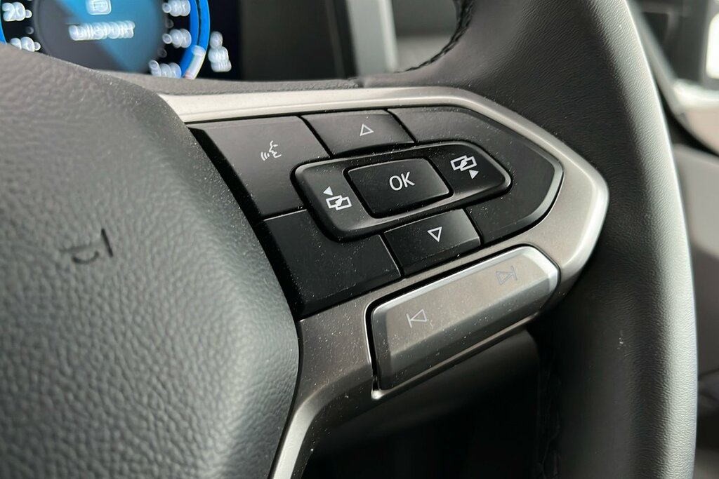 Volkswagen E-Transporter 160Kw 65Kwh Commerce Pro Van Grey #21