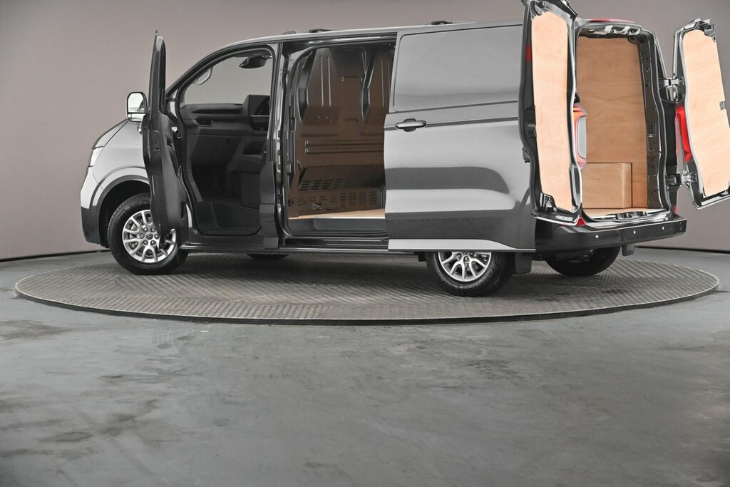 Volkswagen E-Transporter 160Kw 65Kwh Commerce Pro Van Grey #46