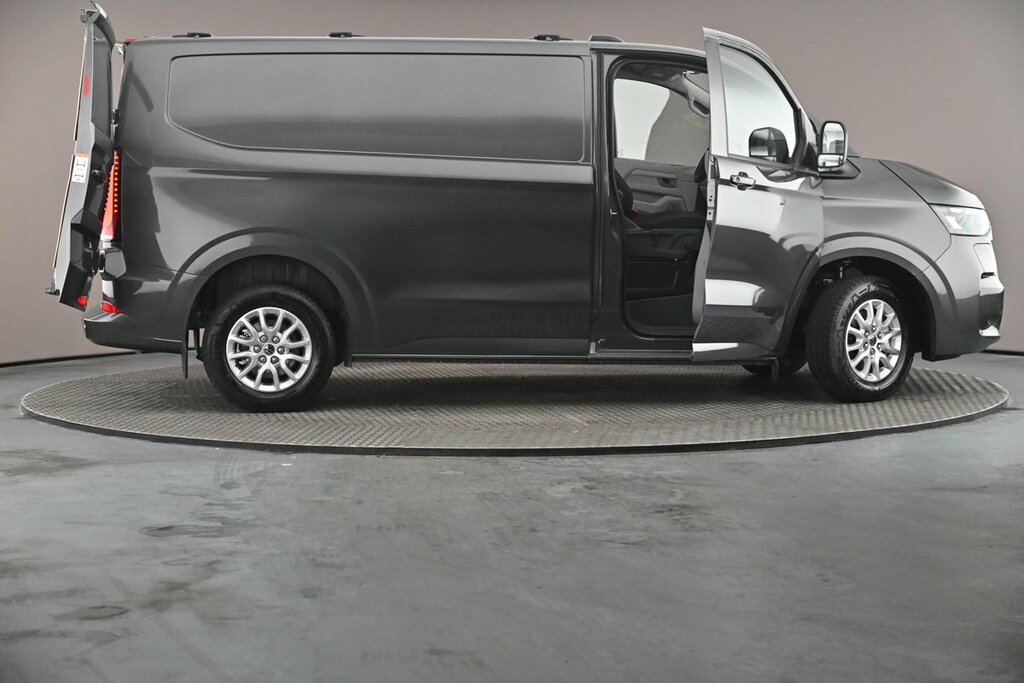Volkswagen E-Transporter 160Kw 65Kwh Commerce Pro Van Grey #49