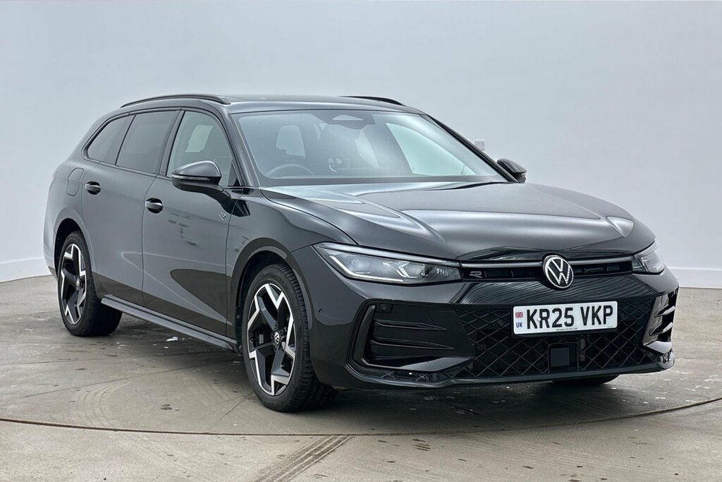Volkswagen Passat R-line 1.5 Tsi Ehybrid 272Ps 6-Speed Dsg Black