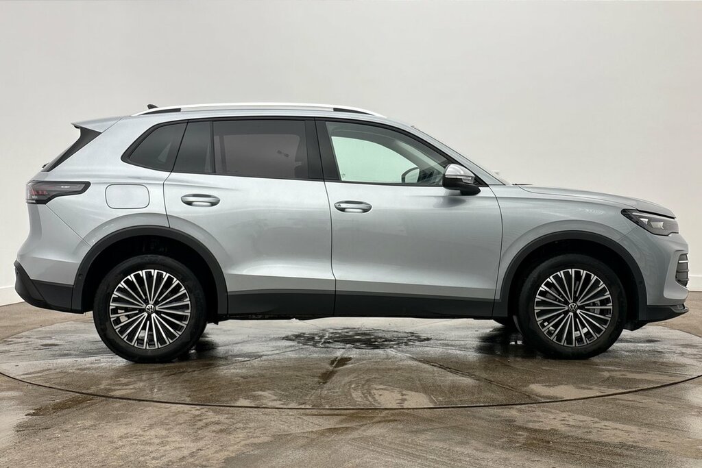 Volkswagen Tiguan Match 1.5 Tsi Ehybrid 204 Ps 6-Speed Dsg Silver #4