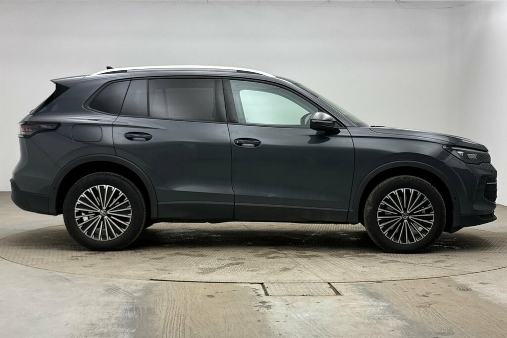 Volkswagen Tiguan Match 1.5 Tsi Ehybrid 204 Ps 6-Speed Dsg Grey #4