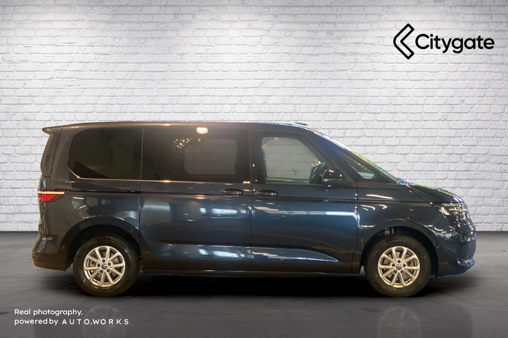 Volkswagen Multivan Life Standard 150 Ps 2.0 Tdi 7-Speed Dsg Blue #6