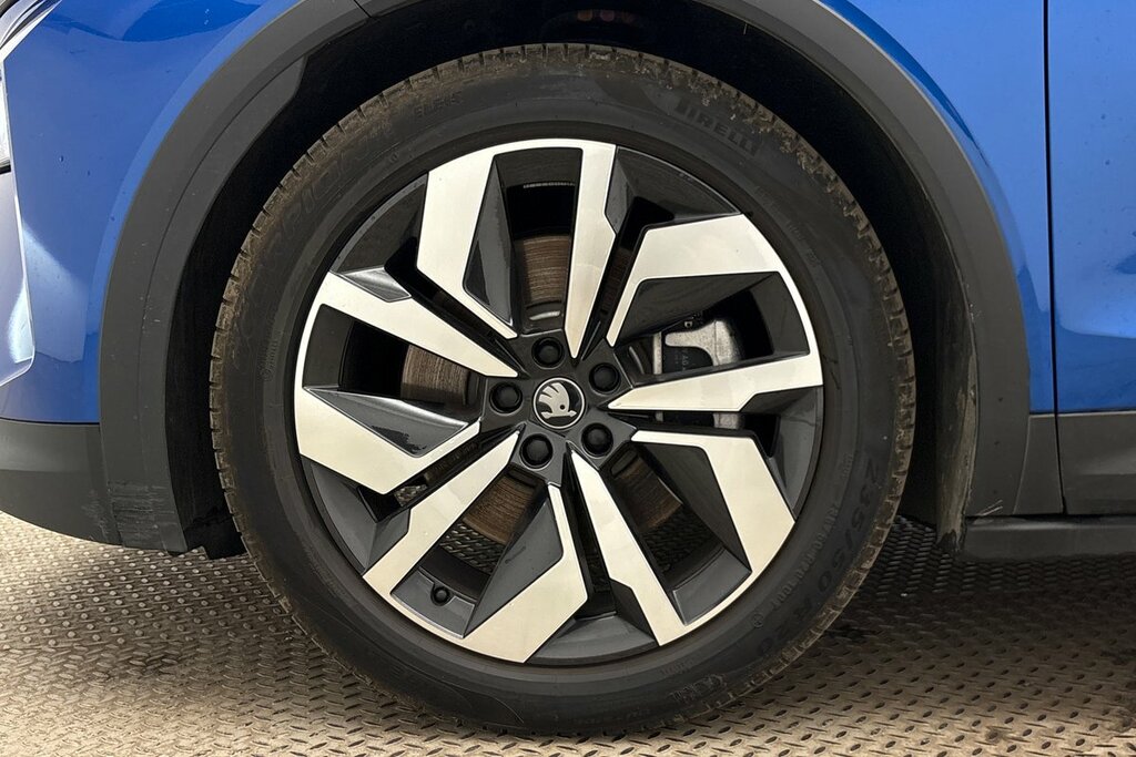 Skoda Elroq 60 Se L White #5
