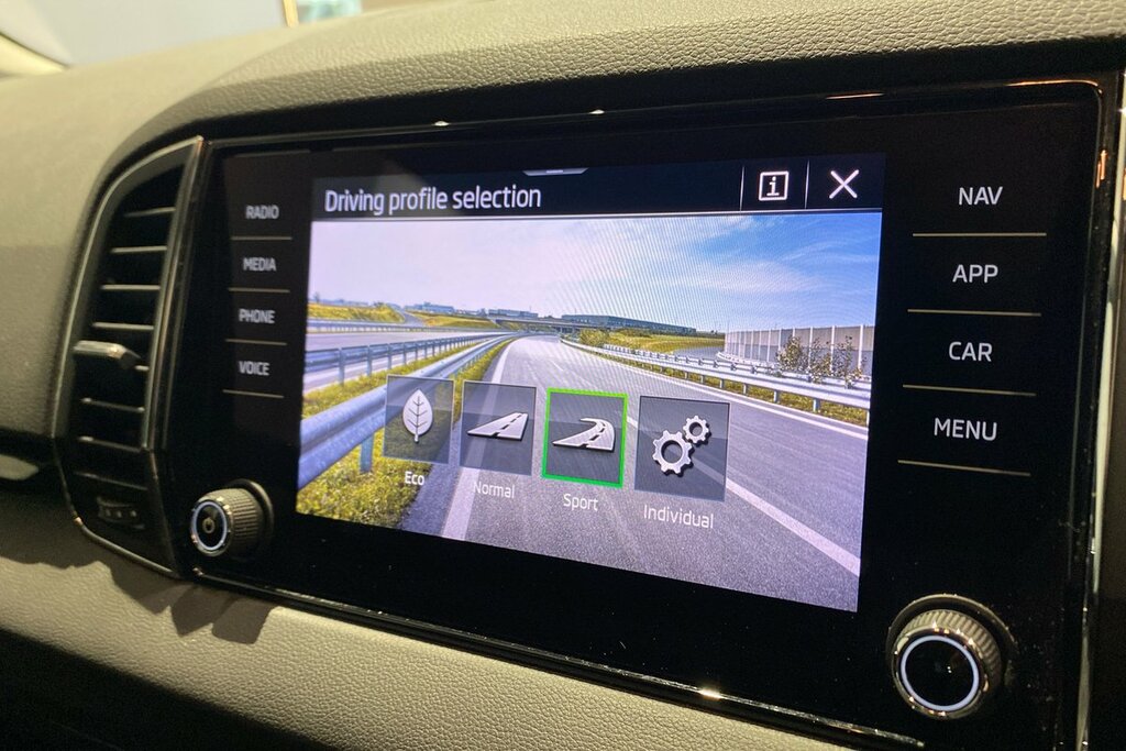 Skoda Karoq 1.0 Tsi Se Technology Blue #34