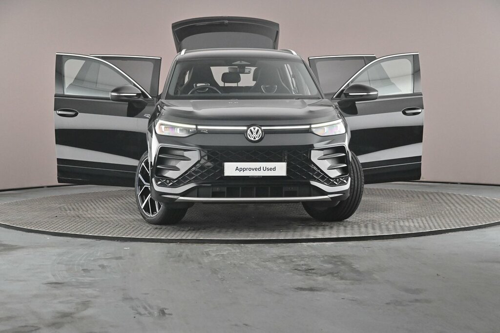 Volkswagen Tayron Match Black #51