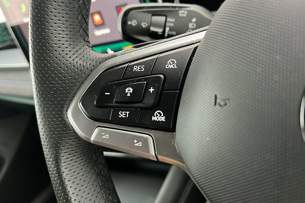 Volkswagen Tayron Match Black #31