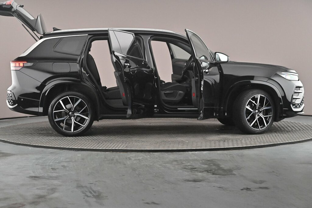 Volkswagen Tayron Match Black #59