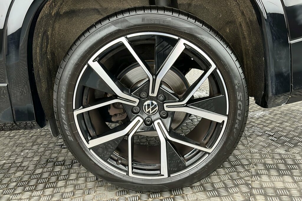 Volkswagen Tayron Match Black #5