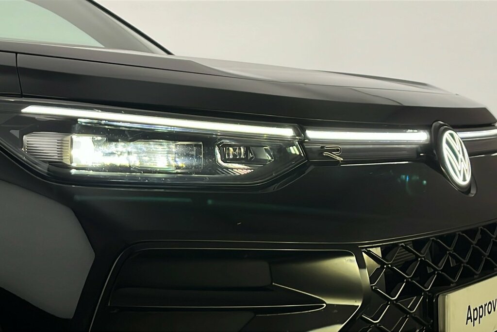 Volkswagen Tayron Match Black #40