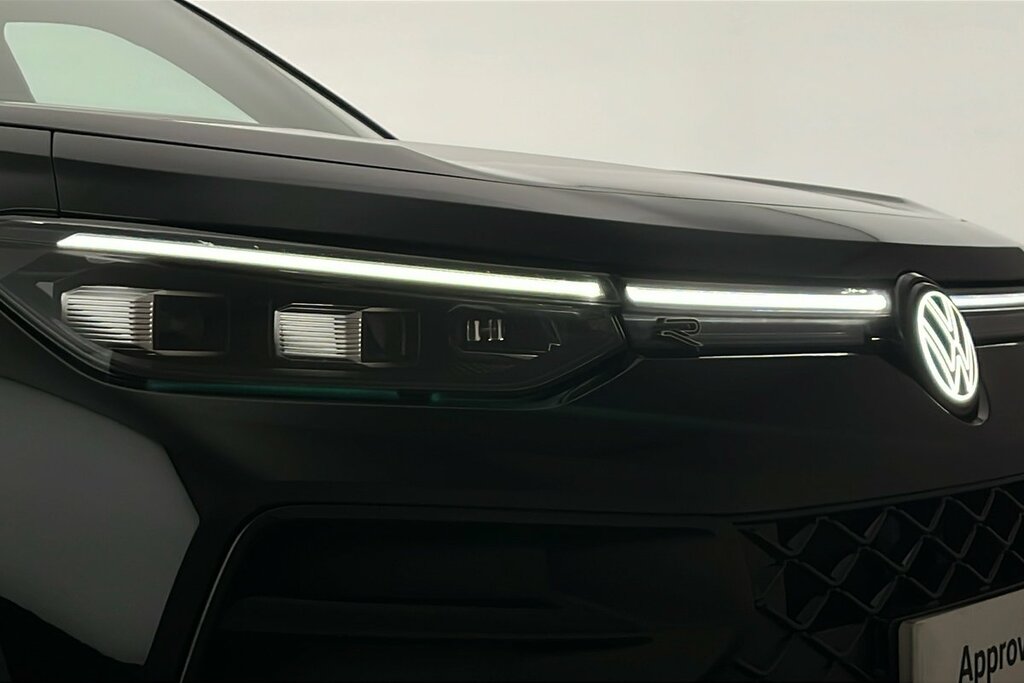 Volkswagen Tayron Match Black #39
