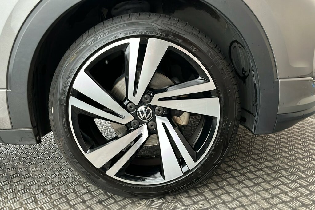 Volkswagen T-Cross R-line 1.0 Tsi 110Ps 7-Speed Dsg Grey #5